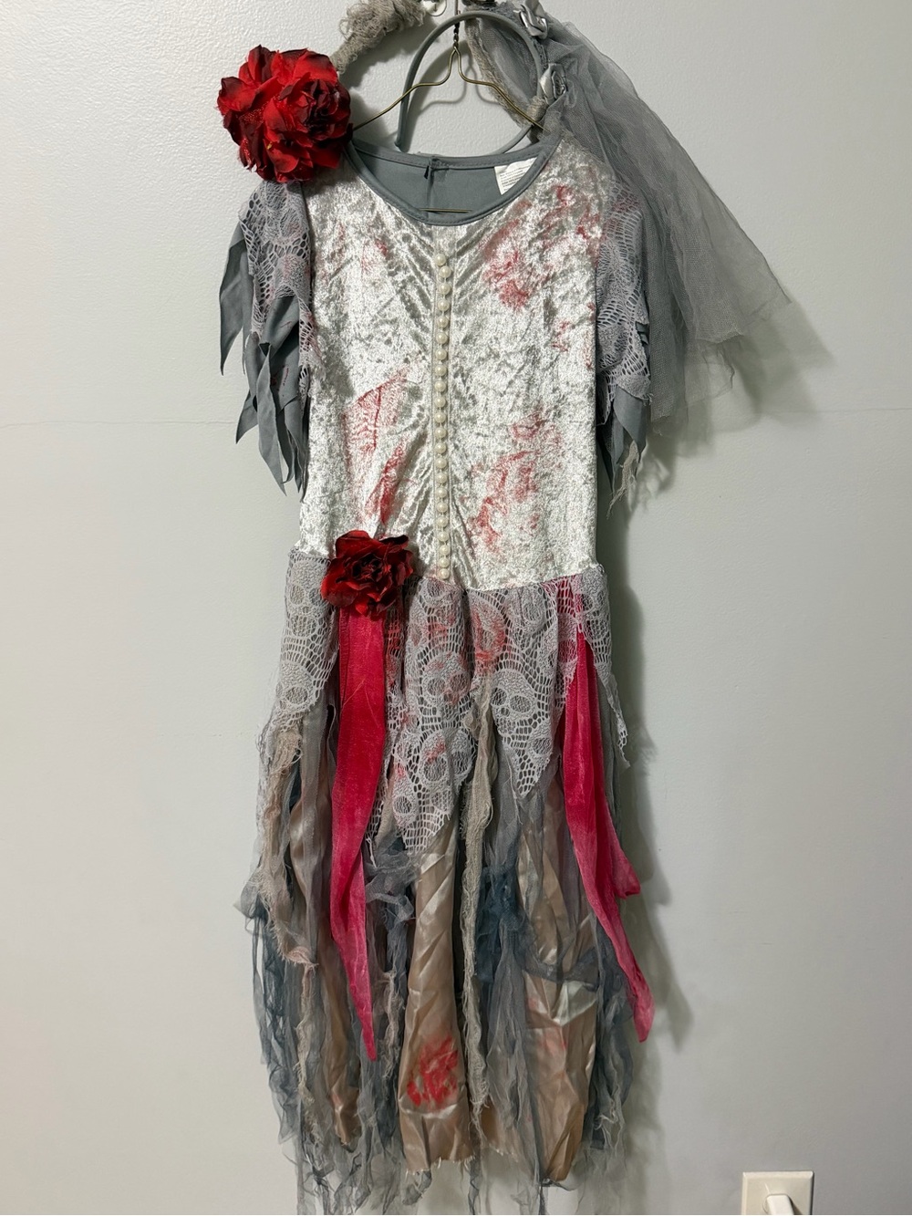 Zombie Bride Costume Girls Medium 8-10 Veil Bouquet Halloween Fun World Complete